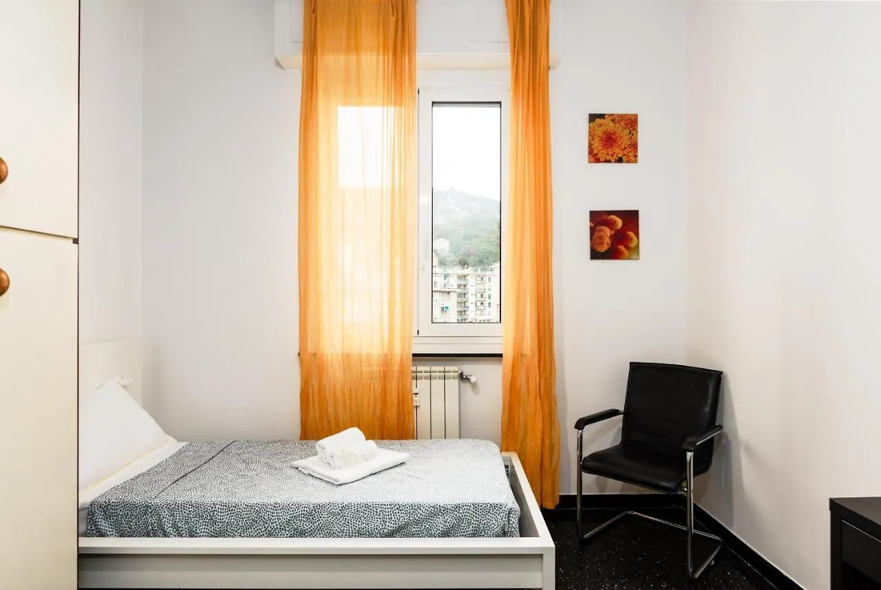 Apartment City Center 8'Minutes! Free Wi-Fi & Netflix 'Simona'S Retreat' By Tilo Genoa Italy